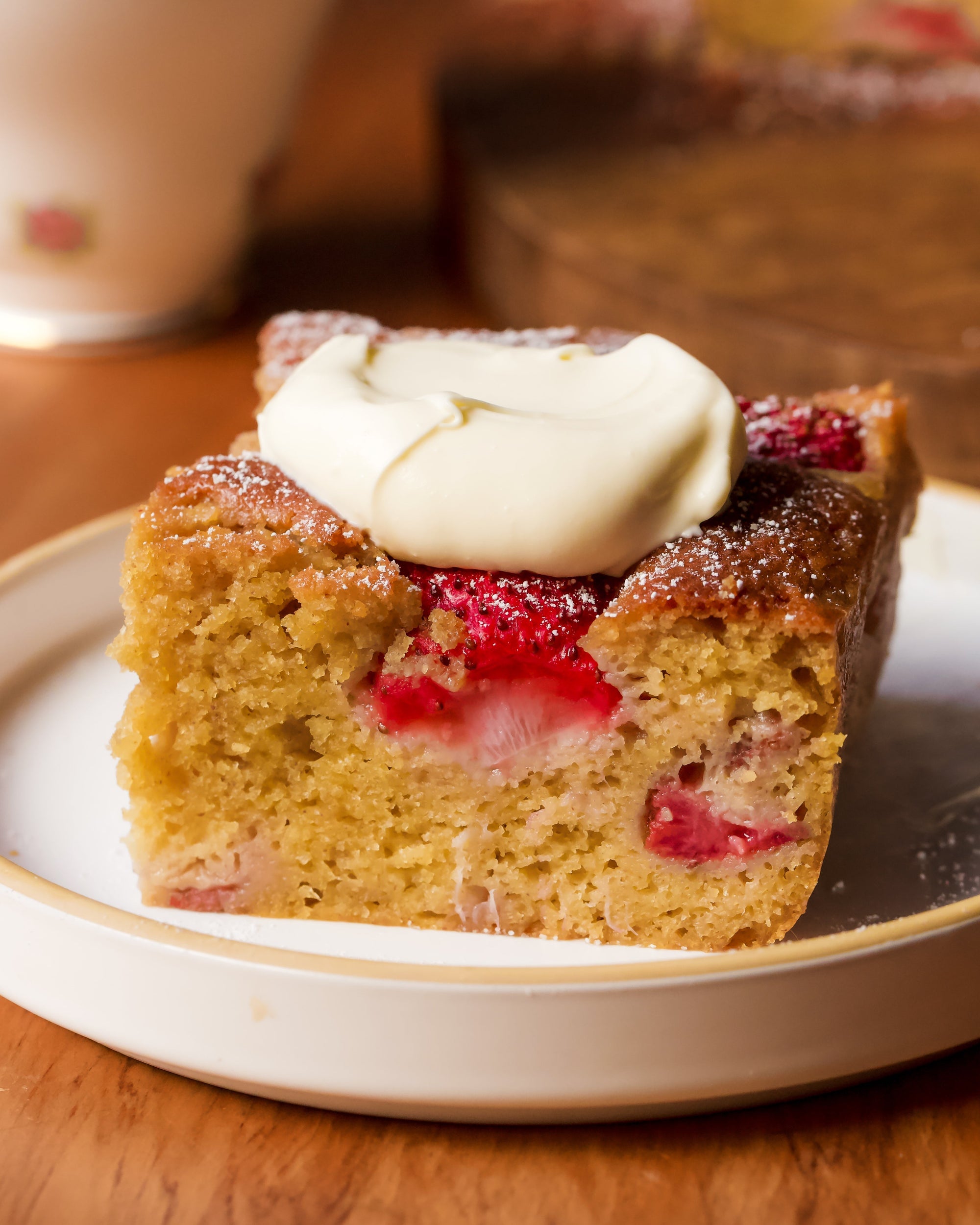 Strawberry, Vanilla and Maple Tea Cake