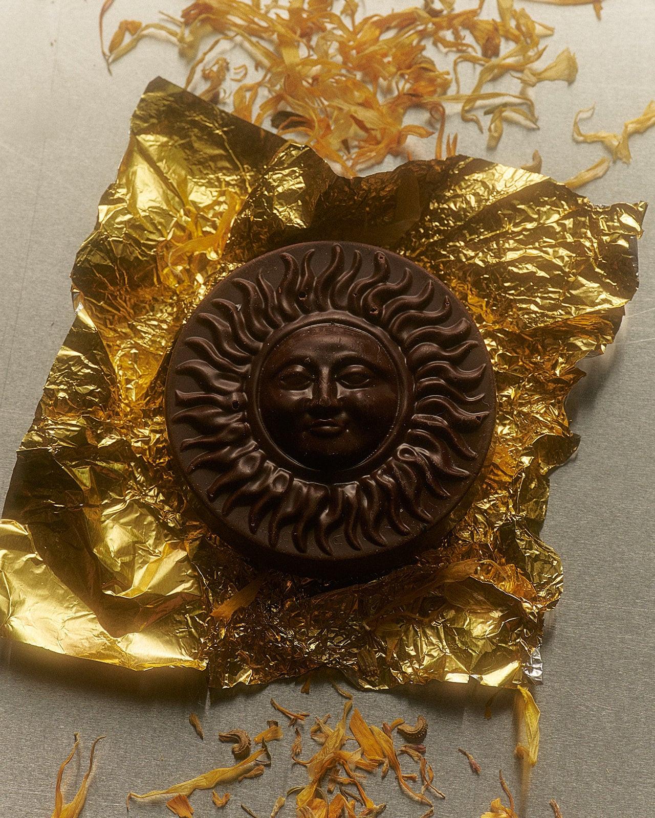 Chuncho Drinking Cacao – Loco Love